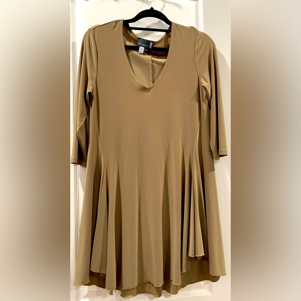Casual Entrata dress, size M